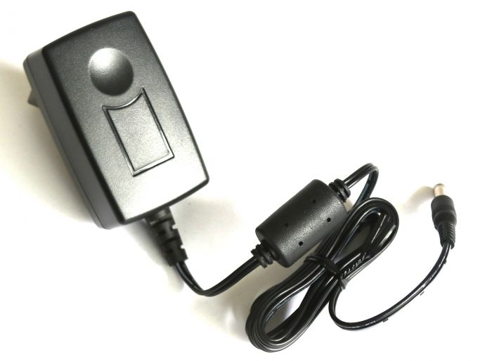 Wall Power Adapter with interchangeable plugs 12V-DC 1.5A
